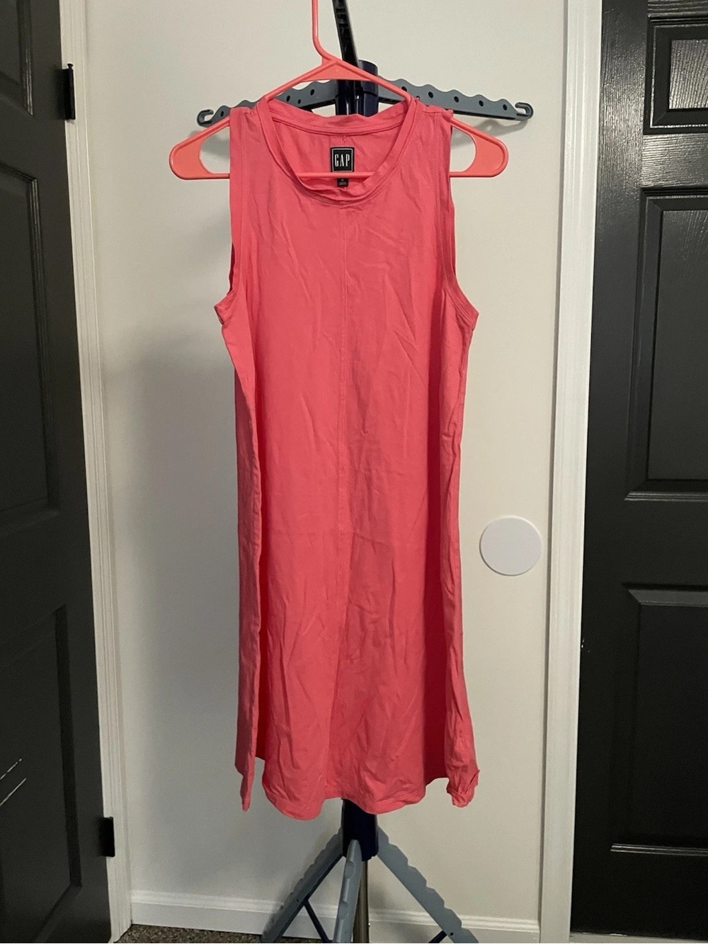 GAP Coral Sleeveless Midi Shift Dress
